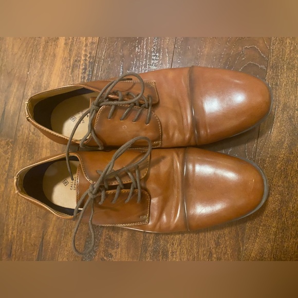 Like New Vegan Leather Dress Shoes Size: 10 - Picture 2 of 4